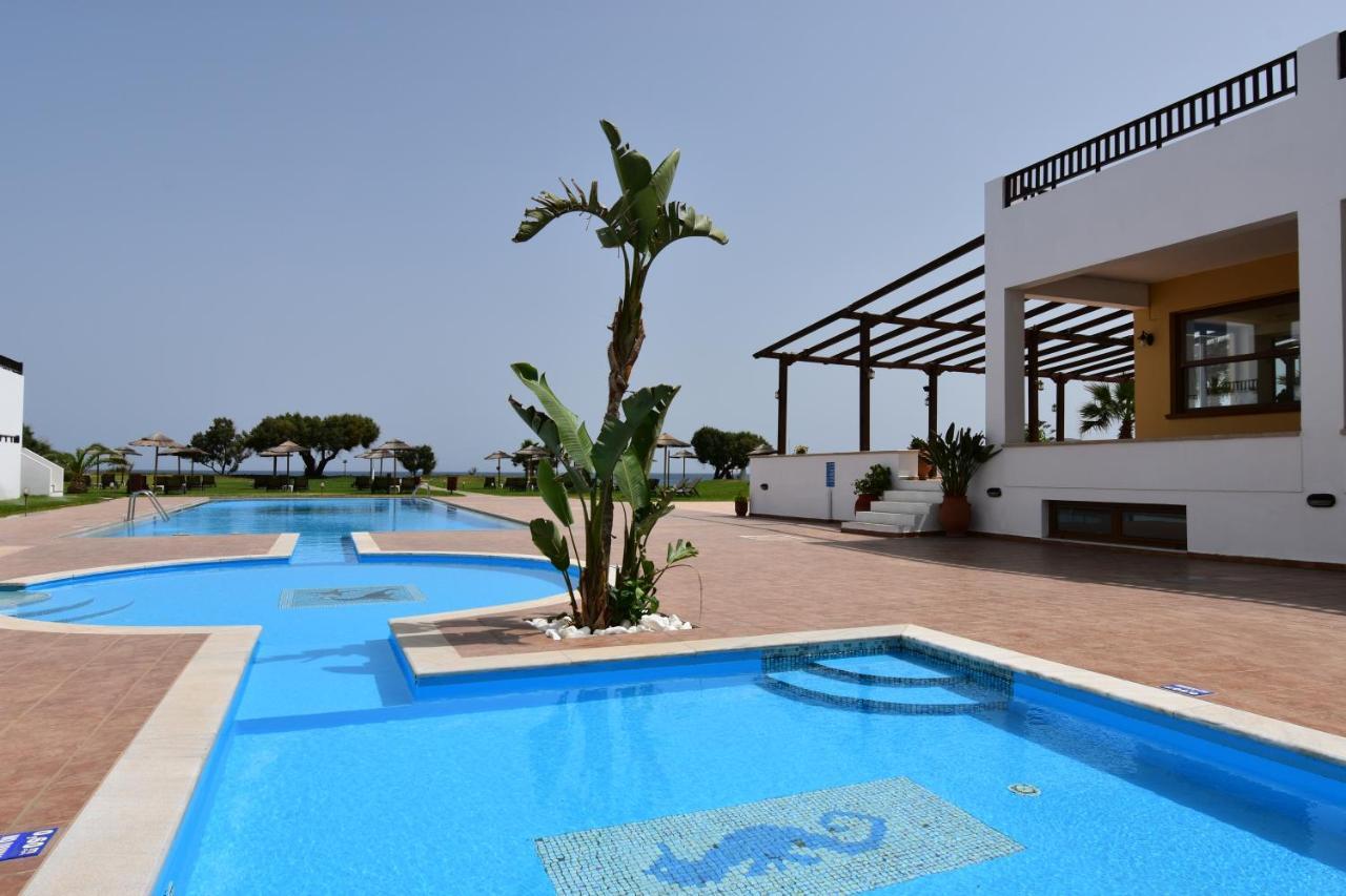 Geraniotis Hotel And Resort Platanés Exteriör bild