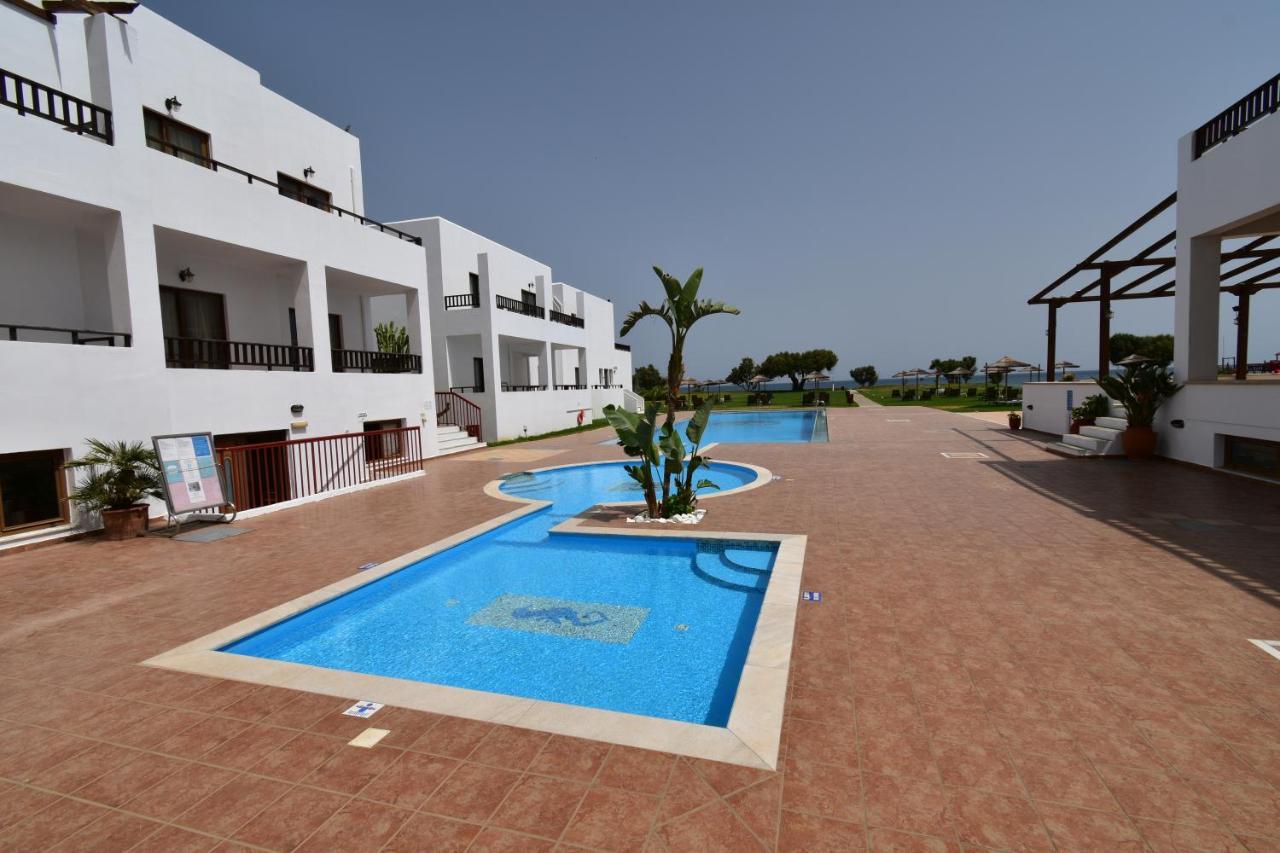 Geraniotis Hotel And Resort Platanés Exteriör bild